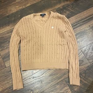 L cable knit sweater